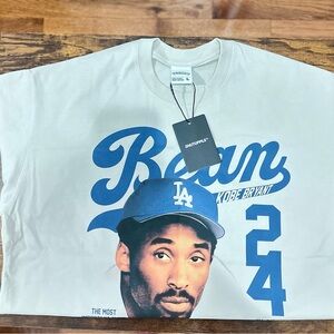Kobe Bryant Graphic Tee in White by Mitchell & Ness